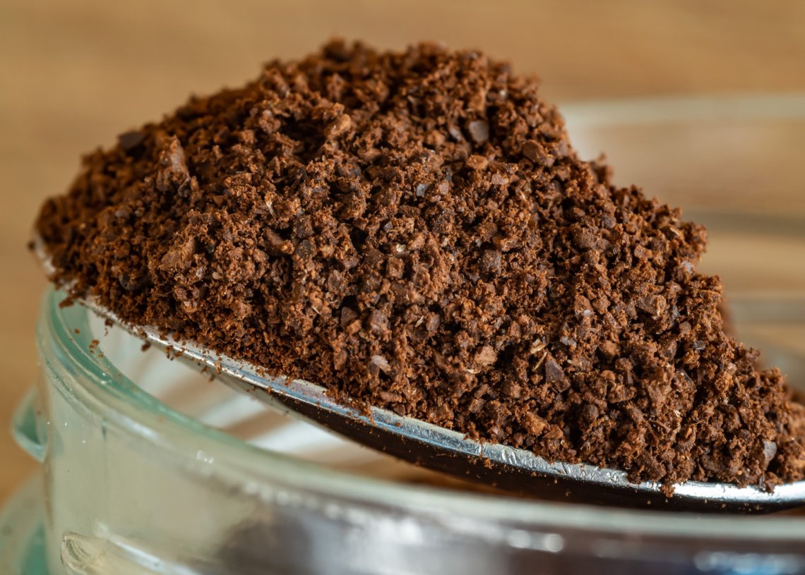 15 Best Uses of Coffee Grounds
