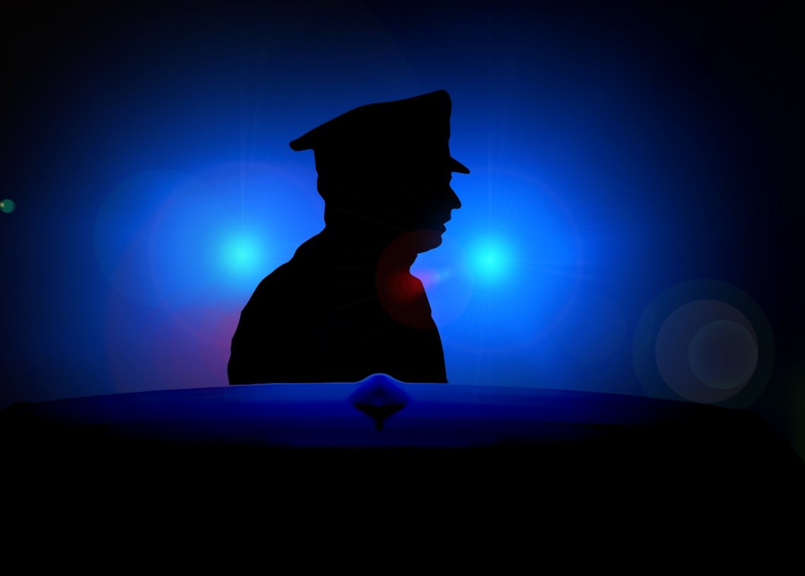 cop scam