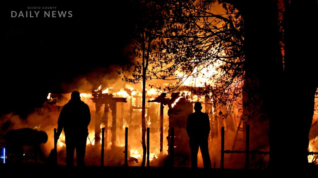 Major Early Morning Fire near Mound Park