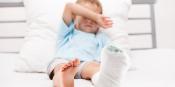 Police Discover Child Hospitalized With Broken Leg During Welfare Check