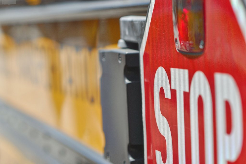 Steps To Become a Professional School Bus Driver