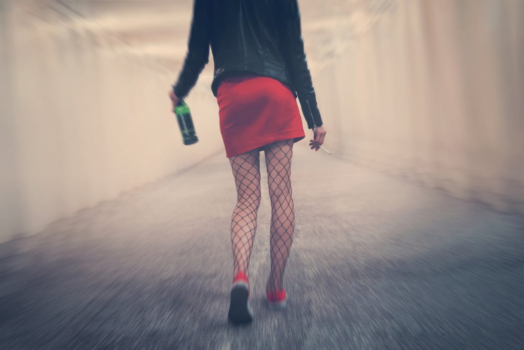 Intoxicated Teen Fights Parents, Police
