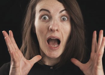 Good Samaritan Gets Window Busted