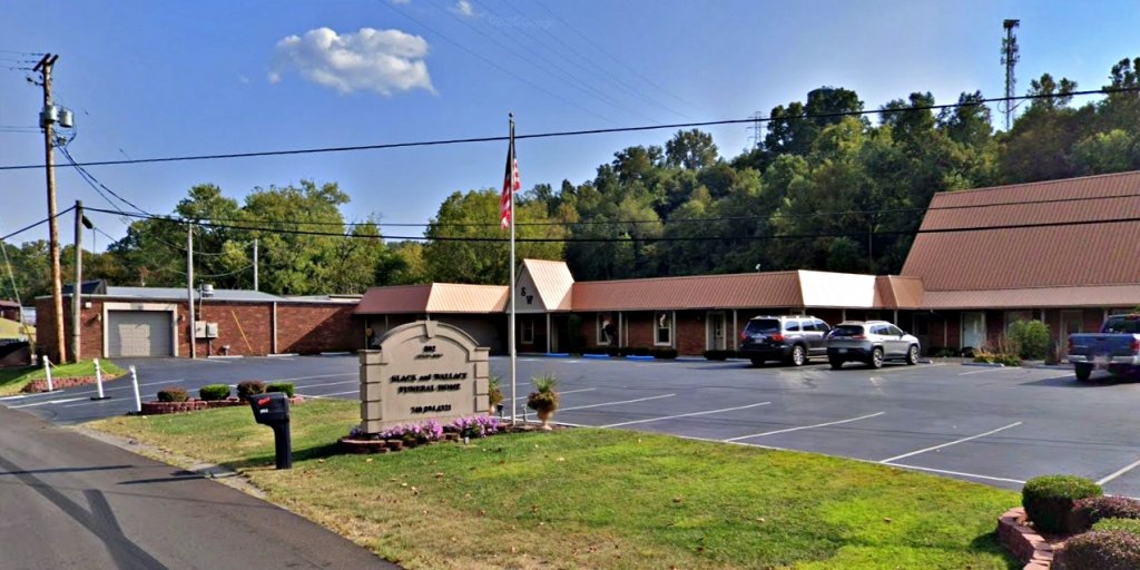 Southern Ohio Funeral Director Guilty of Voyeurism