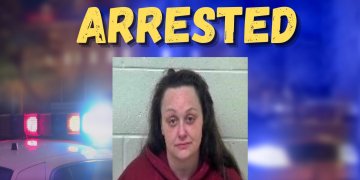 Woman Assaults Boyfriend For Being Lazy