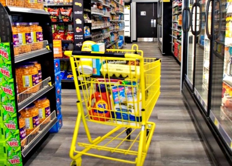 Suspected Druggie Flees Dollar General When Deputy Shows Up