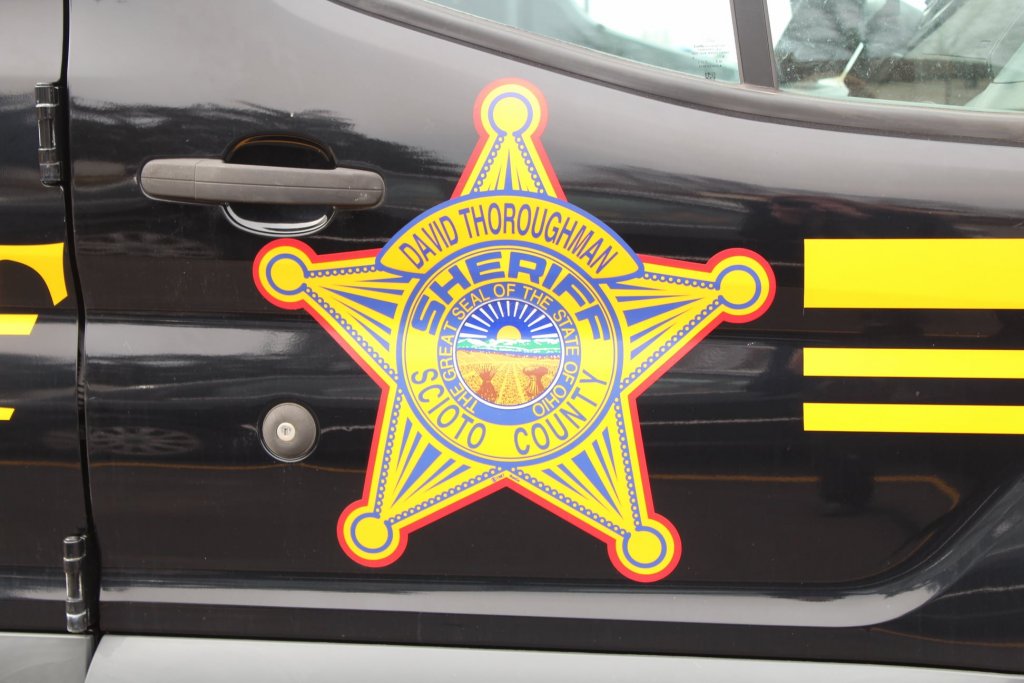 Deputies Rush To Save Suicidal Man