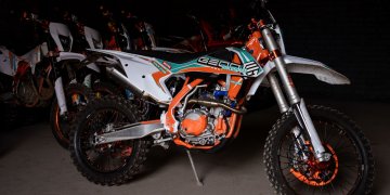 5 Tips for Storing a Dirt Bike in the Cold Weather