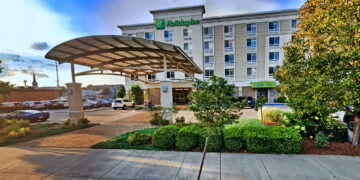 Holiday Inn