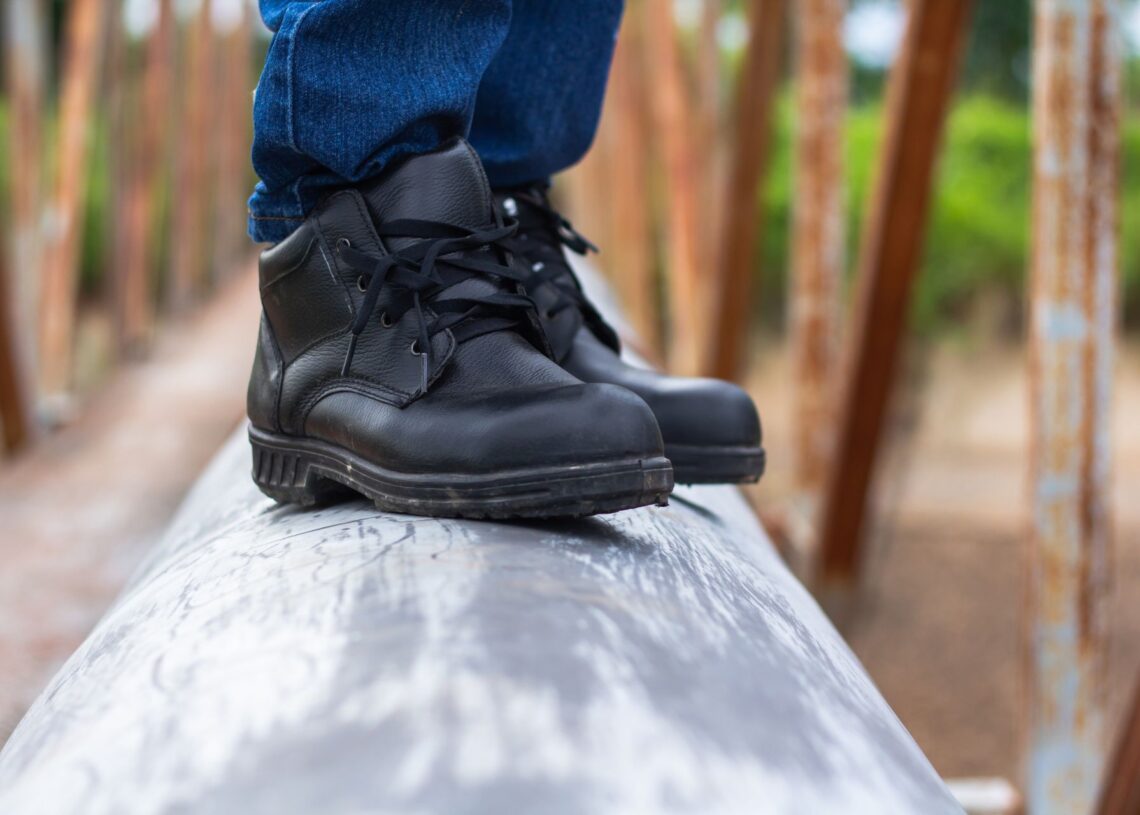 The Different Kinds of Boots That Professionals Wear