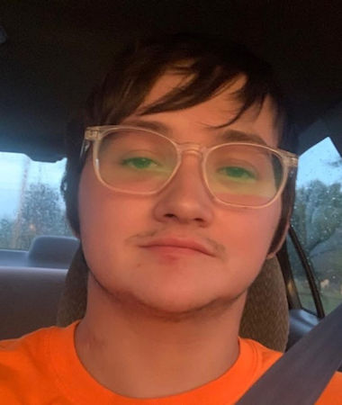 Devon Shad Holsinger
