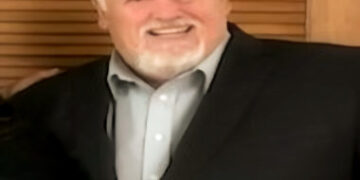 Lester Gilbert Howell III